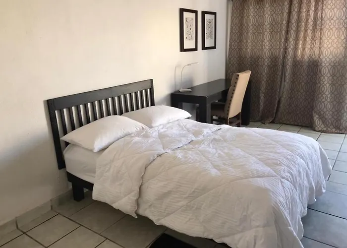 Apartamento The Next Door Black And White Studio In Cabo Cabo San Lucas
